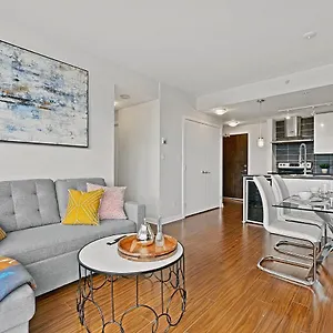 Luxe 2 Bedroom With Panoramic Views Of Apartment Vancouver