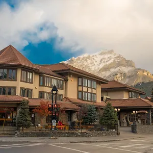 Elk + Avenue 3*, Banff Kanada
