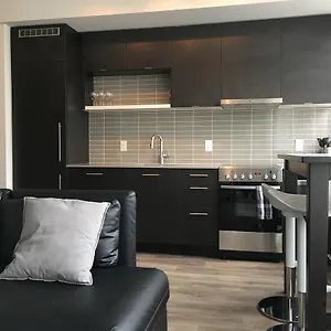 Metropolitan University-daphne Cockwell Complex Apartment Toronto