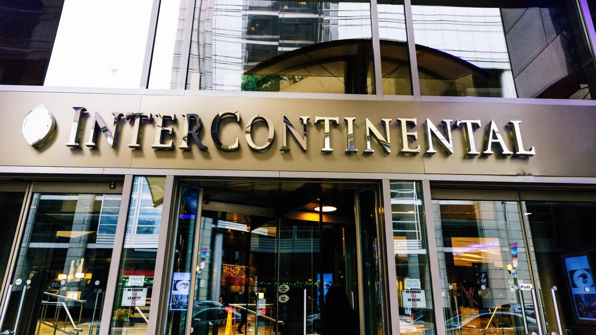 Отель Intercontinental Toronto Centre By Ihg