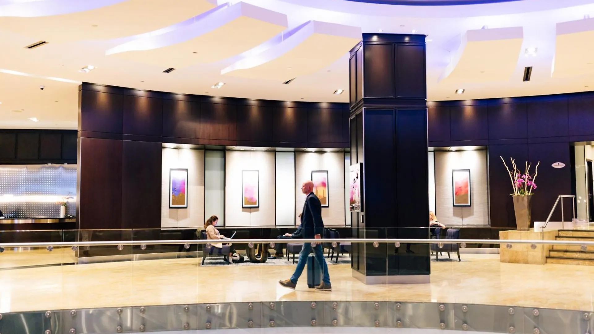 Отель Intercontinental Toronto Centre By Ihg