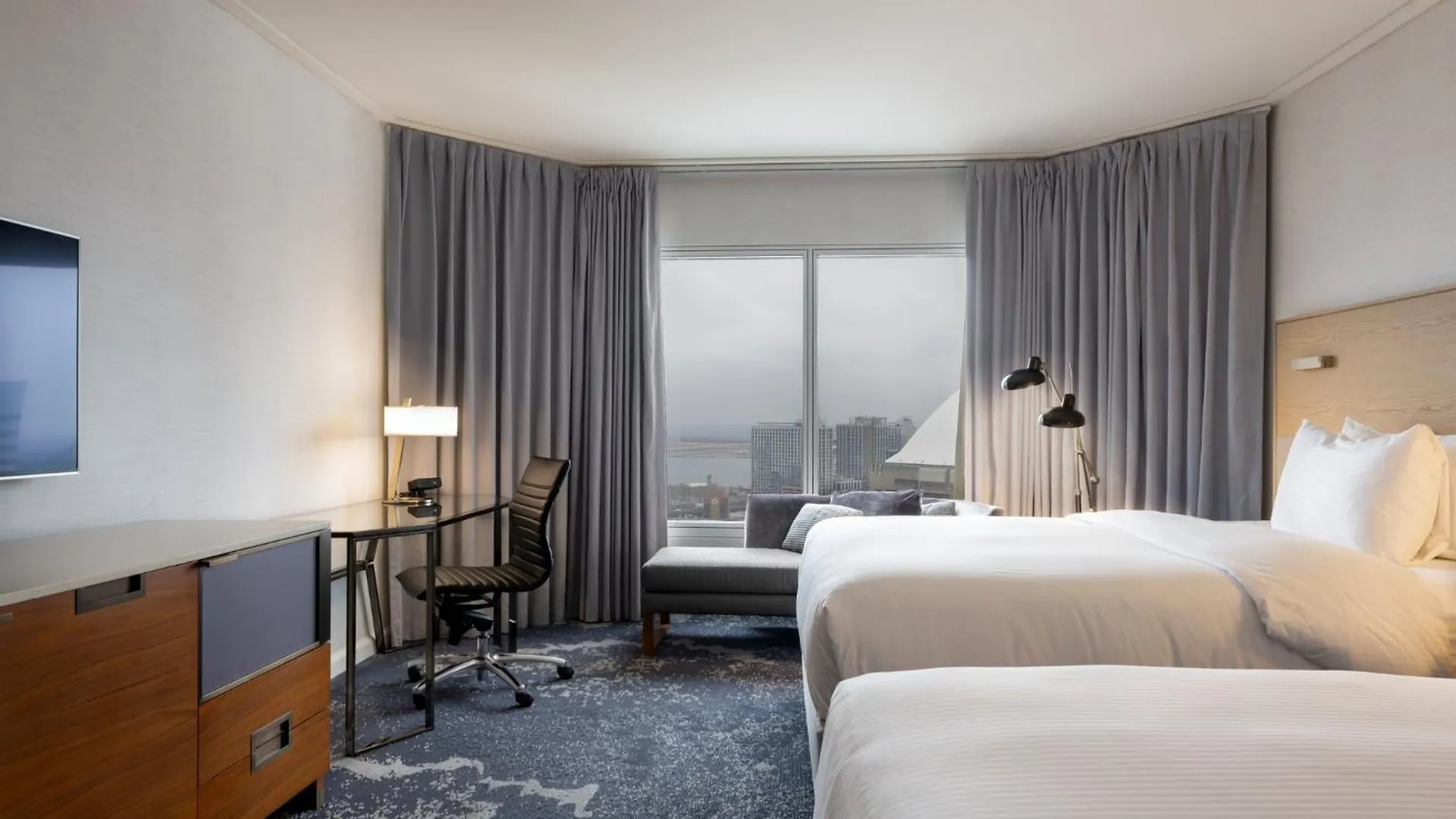 Отель Intercontinental Toronto Centre By Ihg