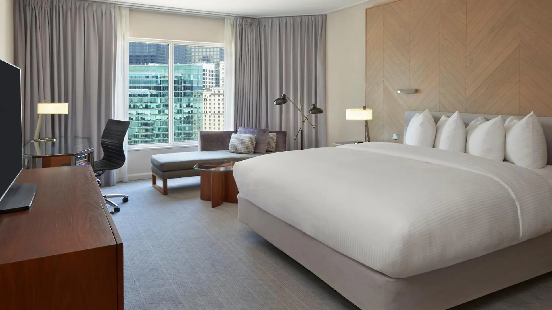 Отель Intercontinental Toronto Centre By Ihg