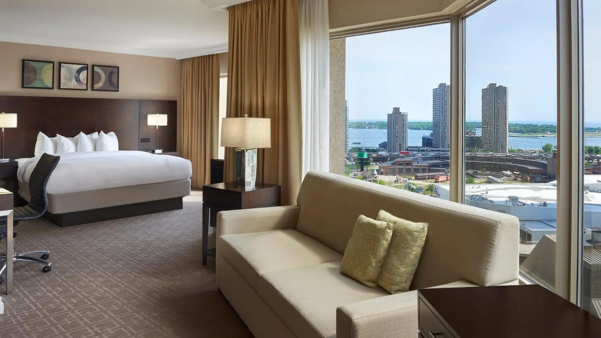 Отель Intercontinental Toronto Centre By Ihg 4*,