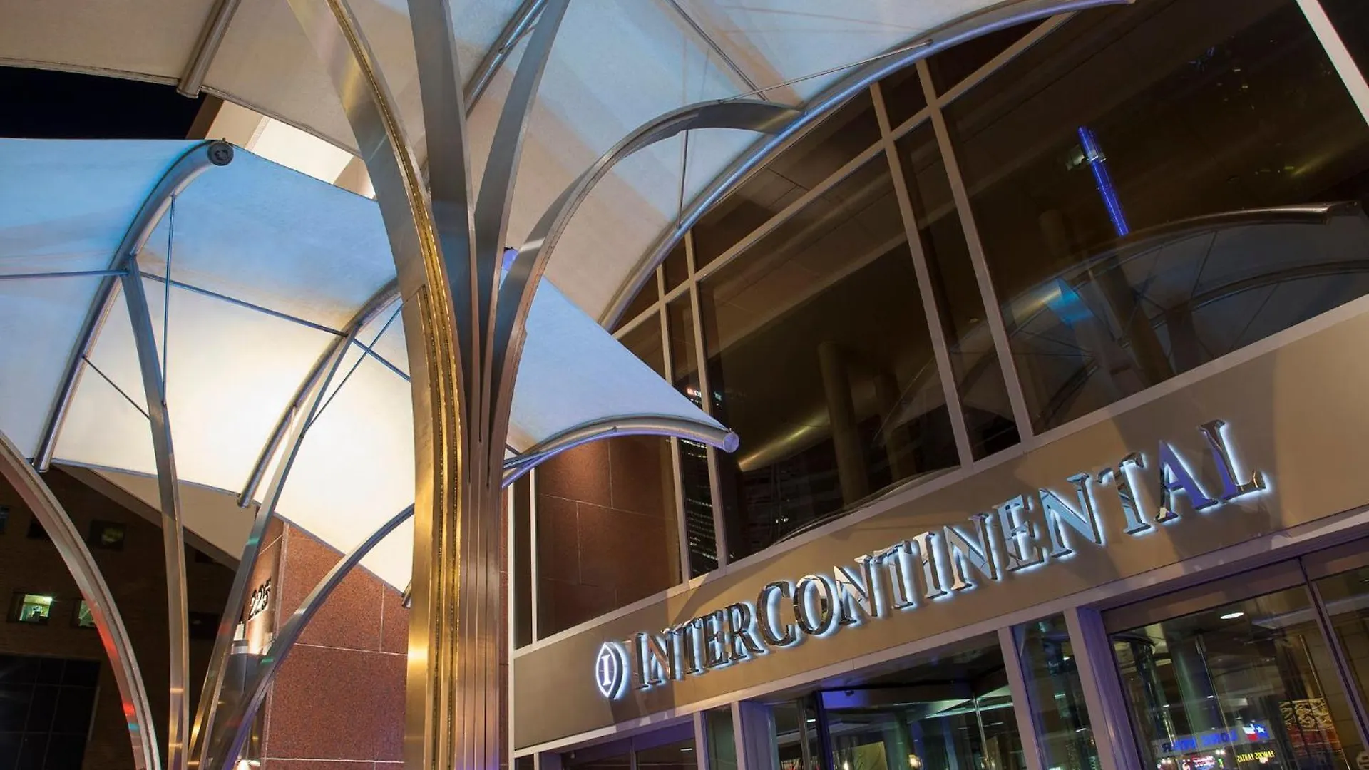 Отель Intercontinental Toronto Centre By Ihg
