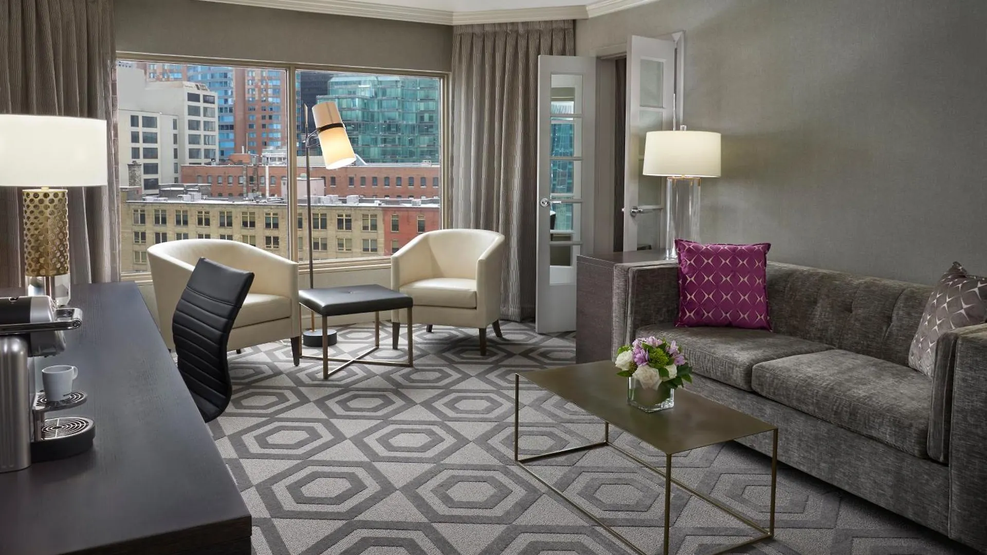 Отель Intercontinental Toronto Centre By Ihg