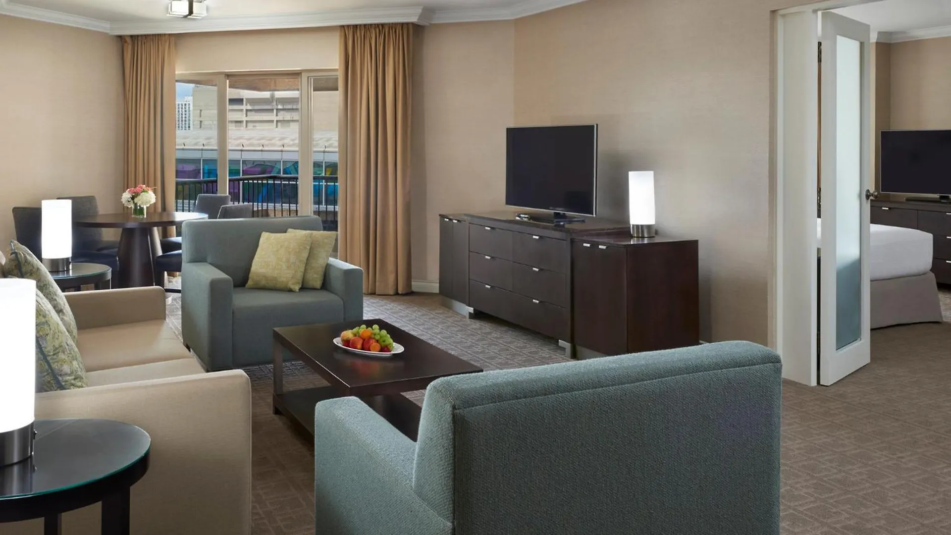 Отель Intercontinental Toronto Centre By Ihg