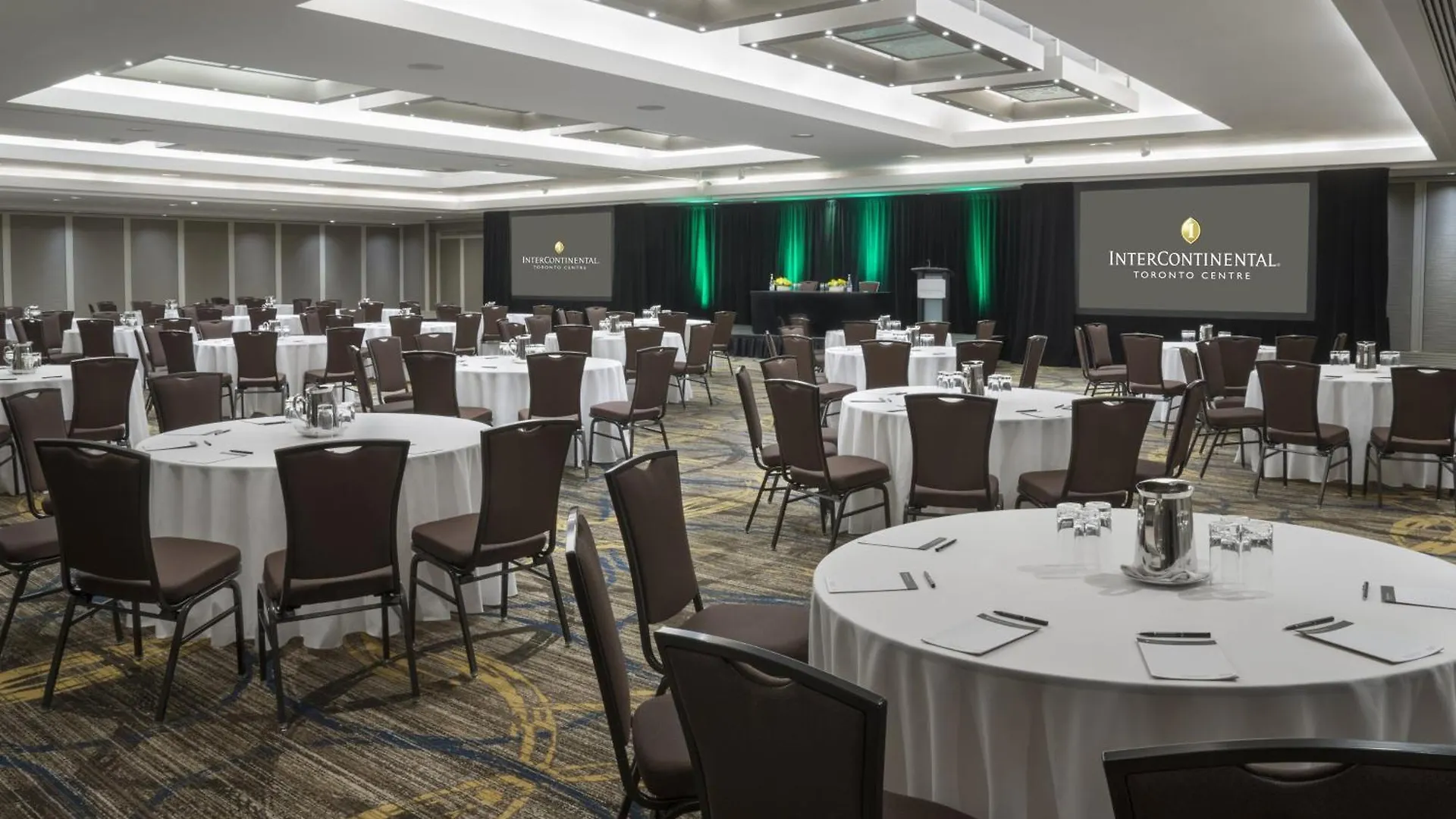 Отель Intercontinental Toronto Centre By Ihg