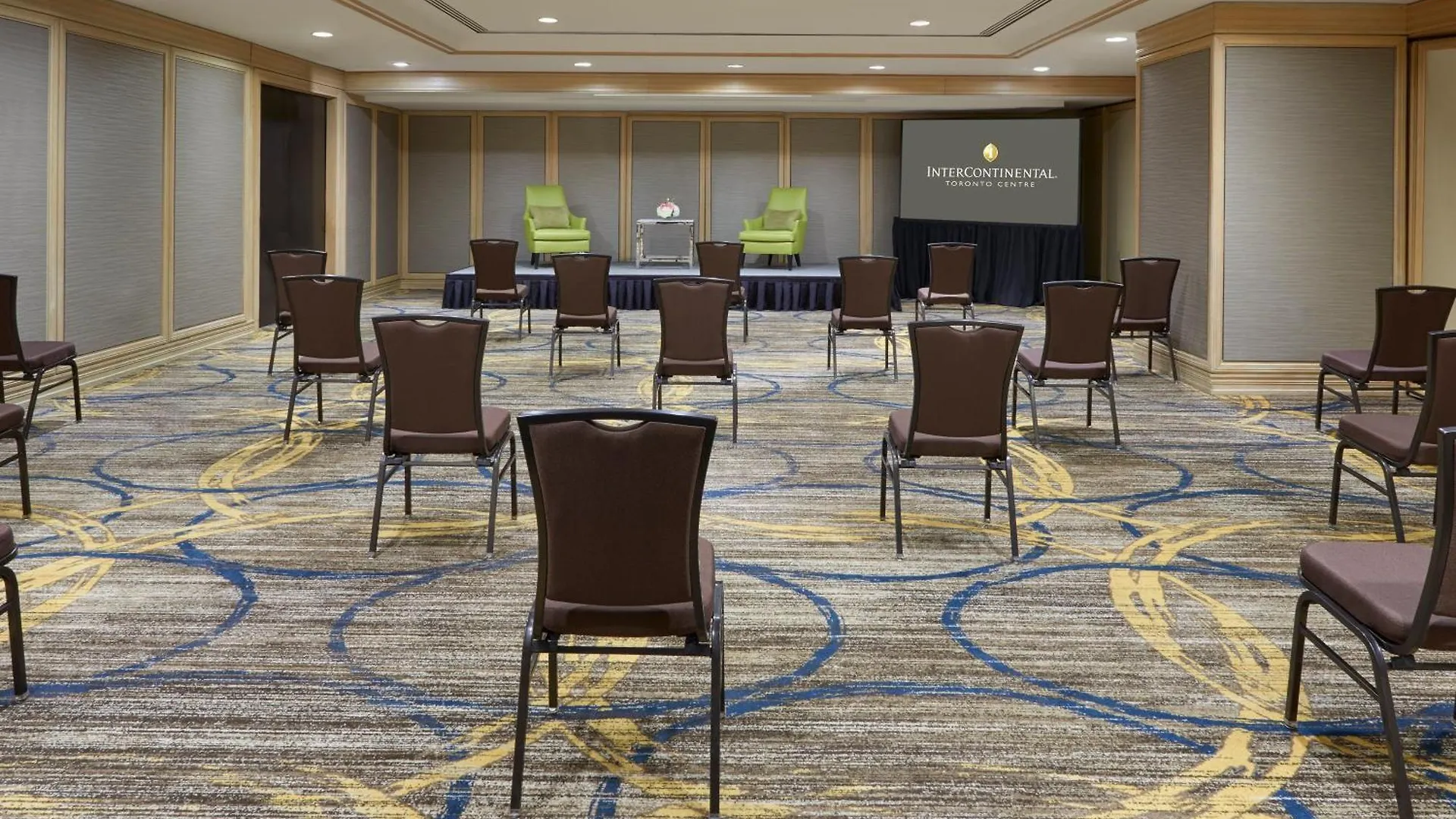 Отель Intercontinental Toronto Centre By Ihg