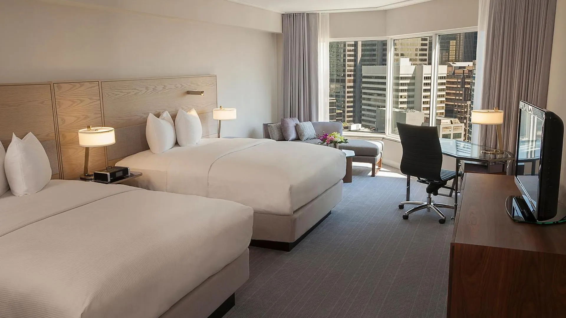 Отель Intercontinental Toronto Centre By Ihg 4*,