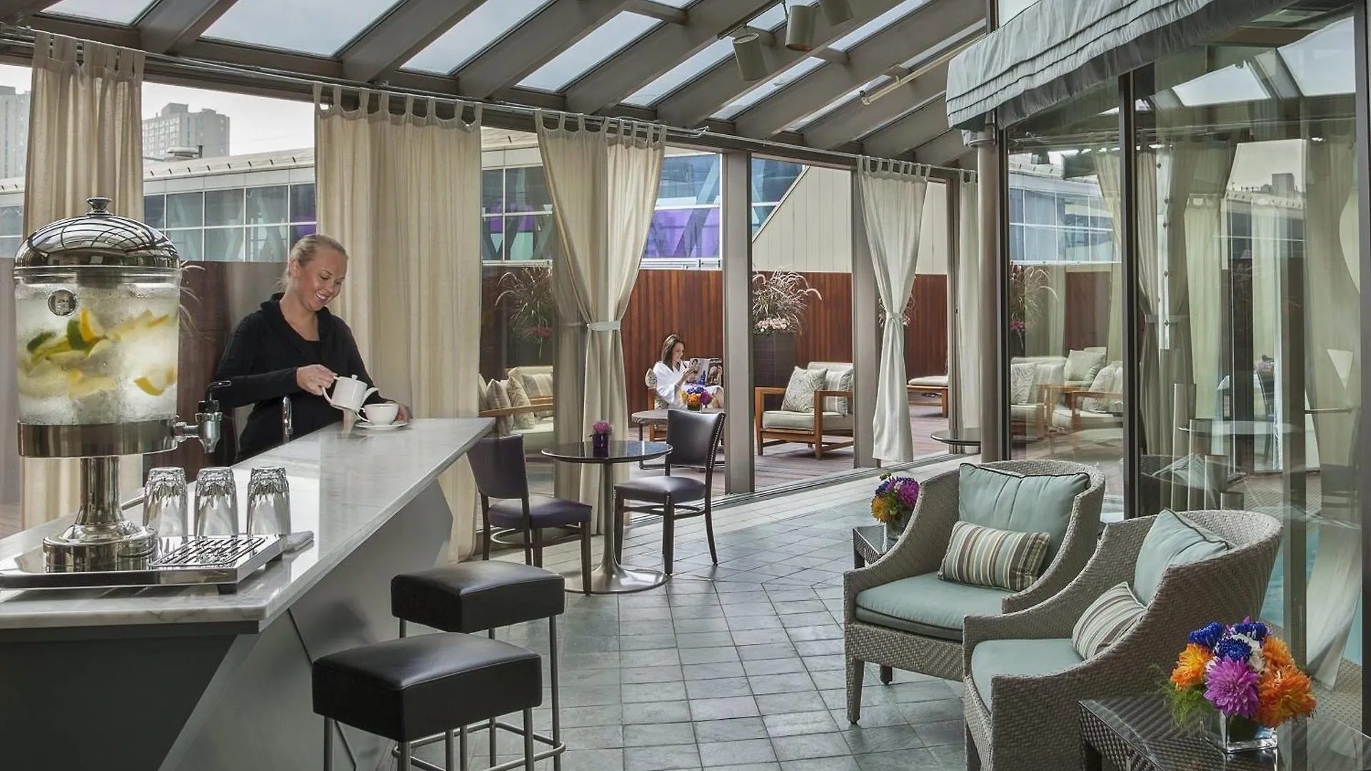 Отель Intercontinental Toronto Centre By Ihg